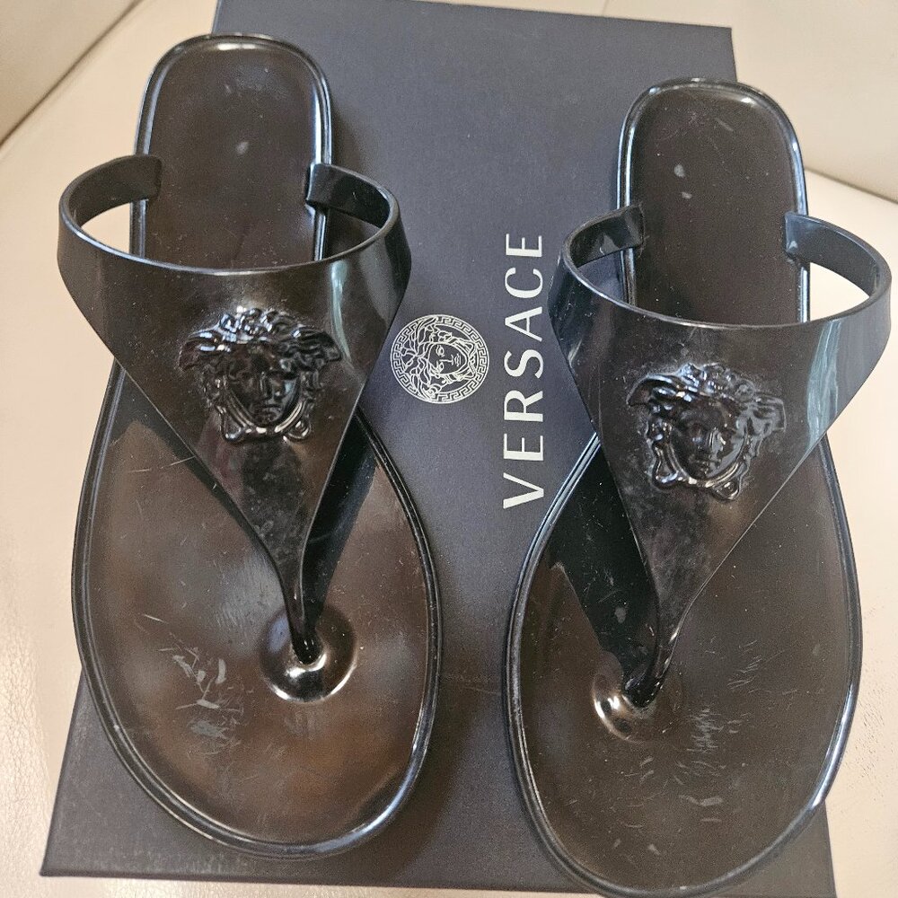 Versace slides